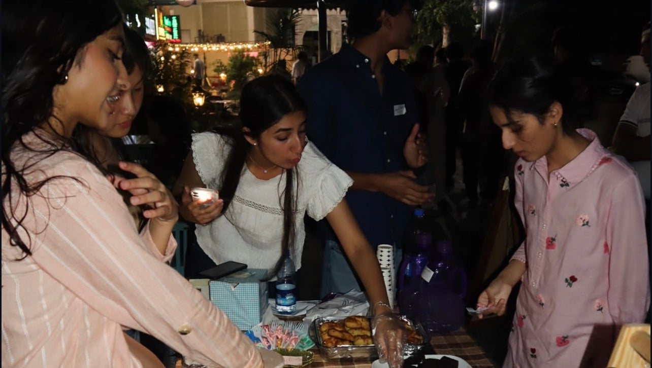 The Mashal team at the pop up